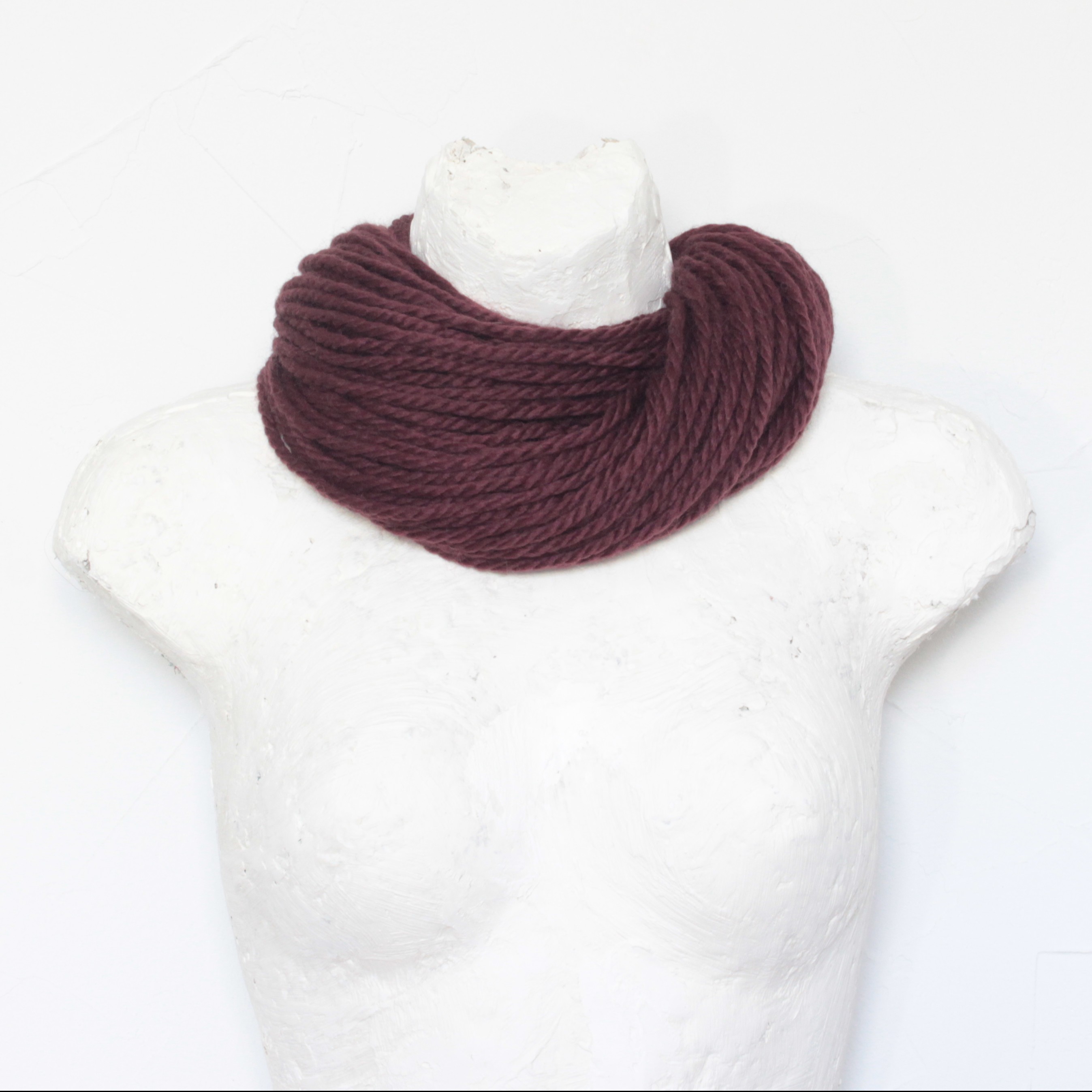 Collier Écharpe Aubergine Couleur